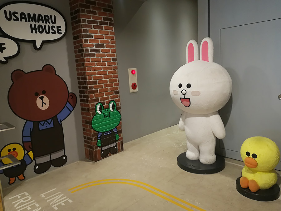 閉店 Line Friends Cafe Store 福岡 天神 画像がたくさん ページ2 Abpho Travel Life 旅や生活の情報