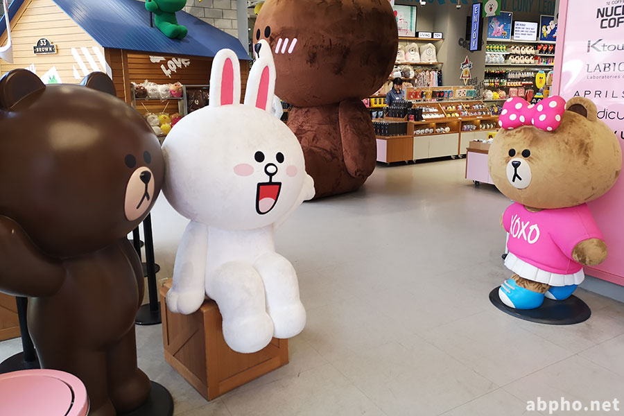 閉店 韓国 ソウルのlineフレンズストア梨大 イデ 店に行ってみた チョコが可愛すぎ Abpho Travel Life 旅や生活の情報