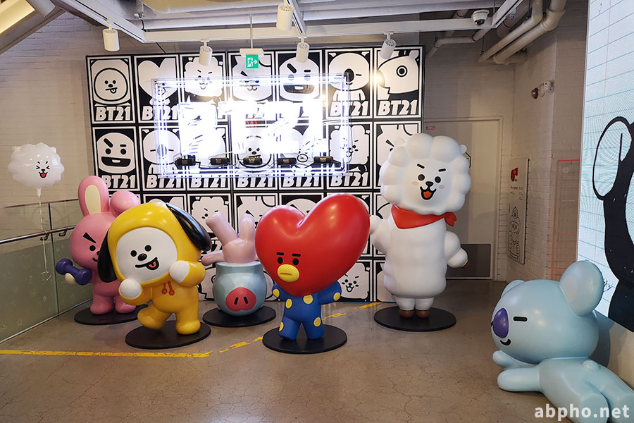 BT21