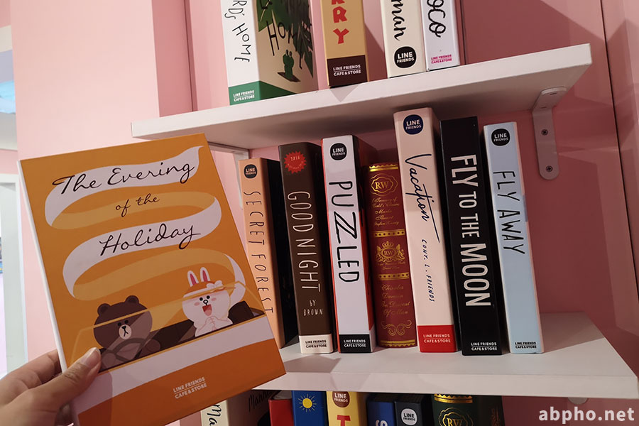 LINE FRIENDS STORE 梨奏院店