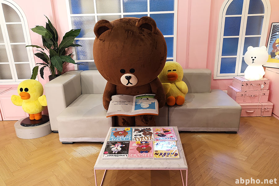 LINE FRIENDS STORE 梨奏院店