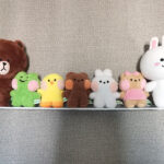 ぬいぐるみを壁に飾る方法！セリアのワイヤーネットを使用♪